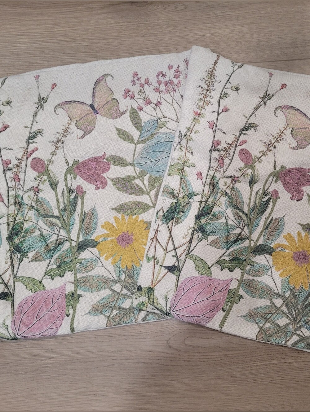Floral Print Canvas Pillow Cases - Unbranded
